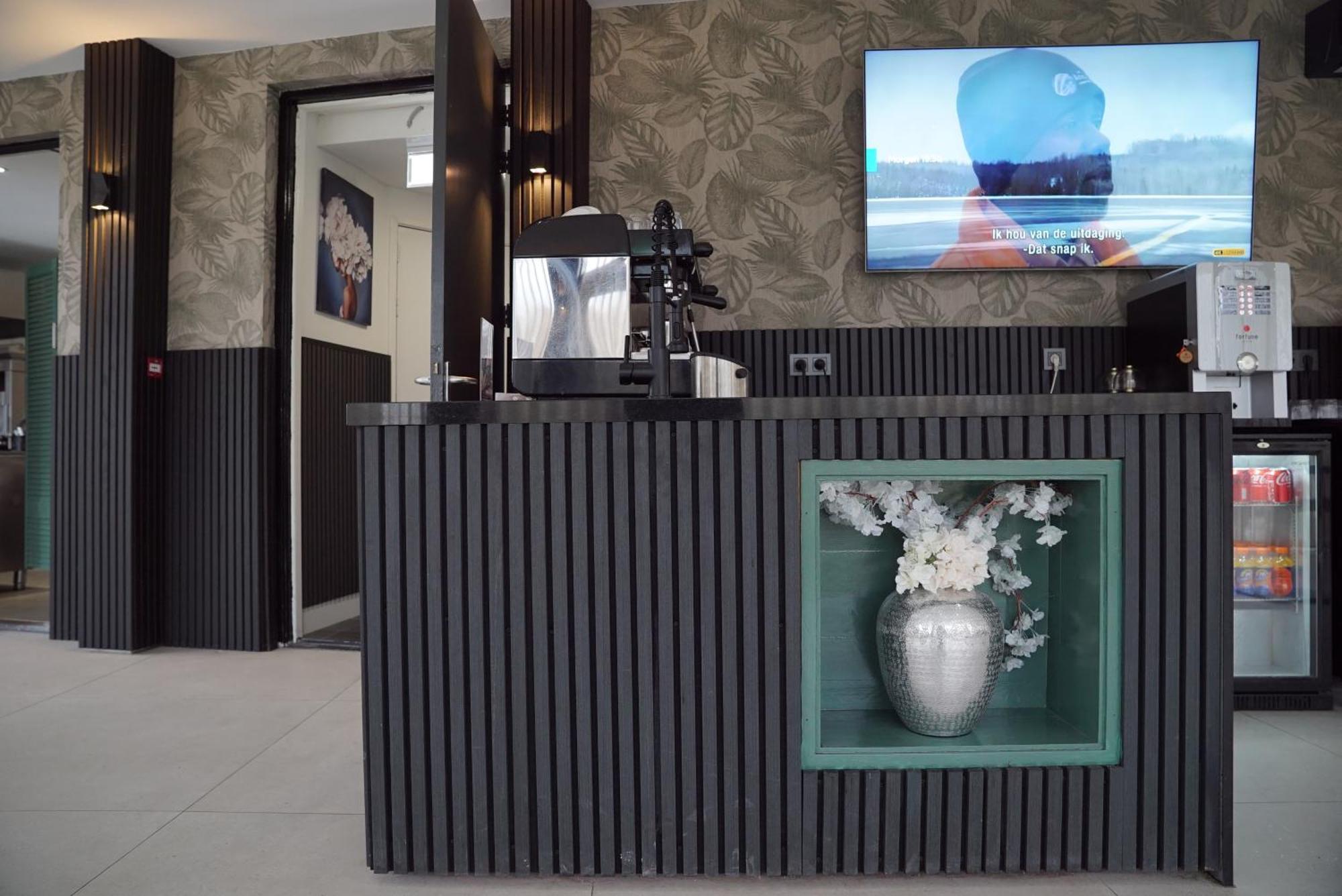 הופדורפ Ma Airport Hotel מראה חיצוני תמונה