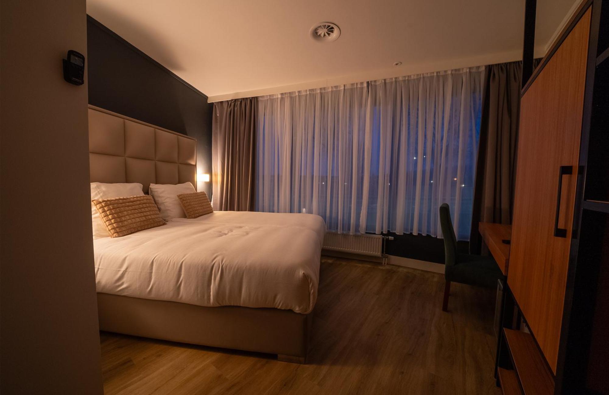 הופדורפ Ma Airport Hotel מראה חיצוני תמונה